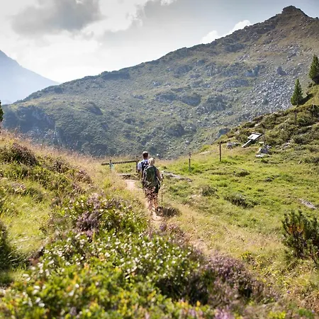 Апартаменты Gitti Герлос